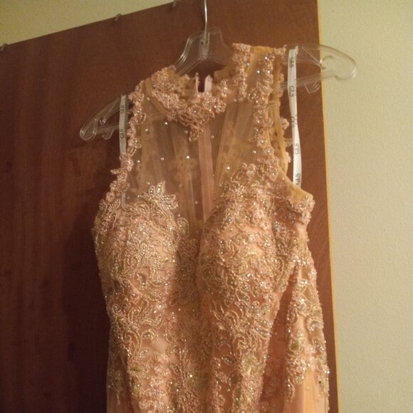 Dress - Picture 2 of 5
